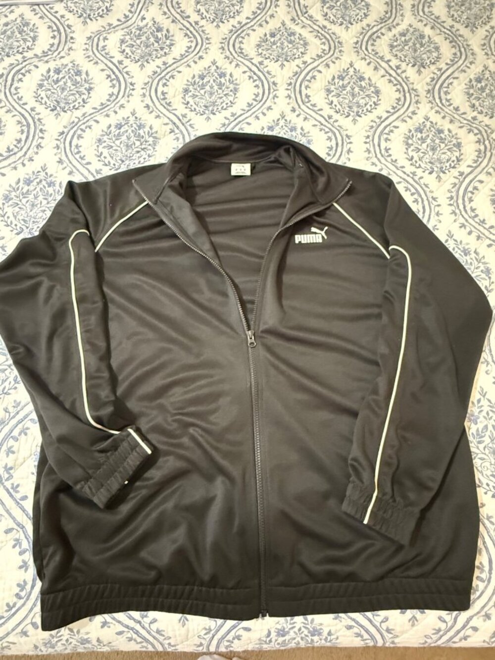 PUMA Men’s XL Black Full Zip Track Jacket White Piping 848618-01